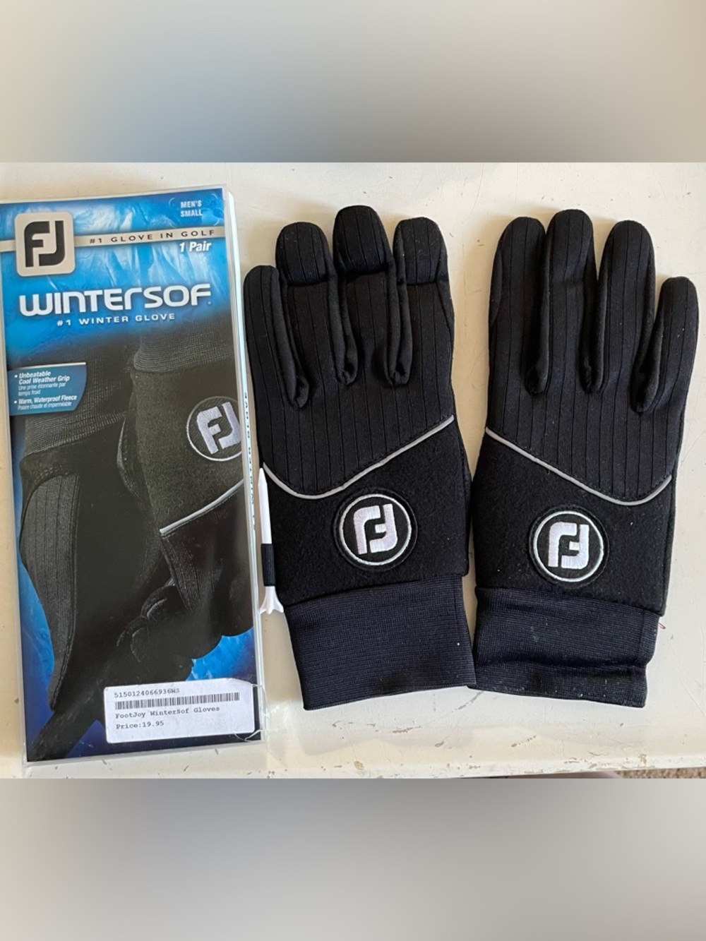 1 New Pair of FootJoy WinterSof Black Golf Gloves Size Men’s Small/Womens ML New